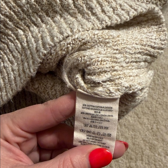 💥3/$20 Free People Textured Beige Sweater - Picture 3 of 4